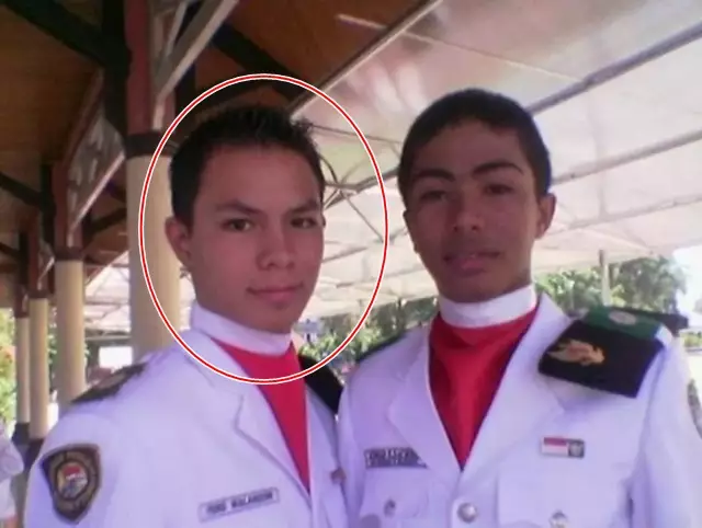 foto pesinetron ganteng saat sekolah © 2021 brilio.net foto pesinetron ganteng saat sekolah © 2021 brilio.net