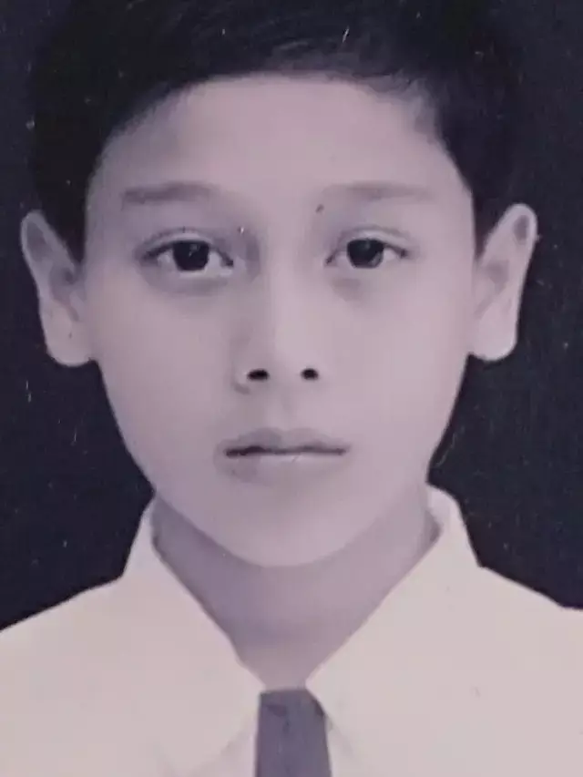 foto pesinetron ganteng saat sekolah © 2021 brilio.net foto pesinetron ganteng saat sekolah © 2021 brilio.net