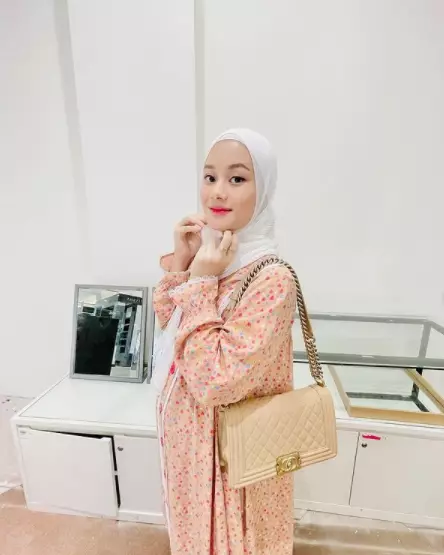 outfit berhijab ibu hamil © 2021 brilio.net outfit berhijab ibu hamil © 2021 brilio.net