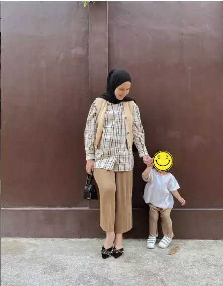 outfit berhijab ibu hamil © 2021 brilio.net outfit berhijab ibu hamil © 2021 brilio.net