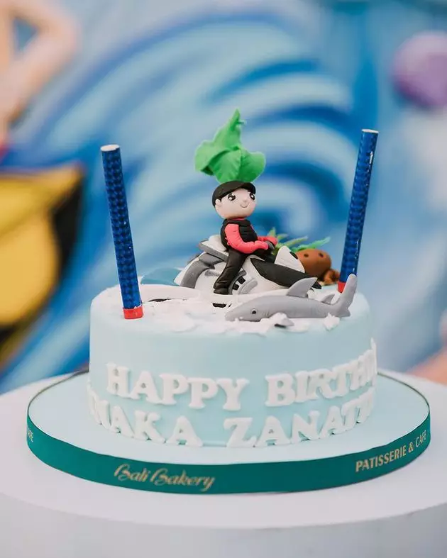 kue ultah keluarga Nia © 2021 brilio.net