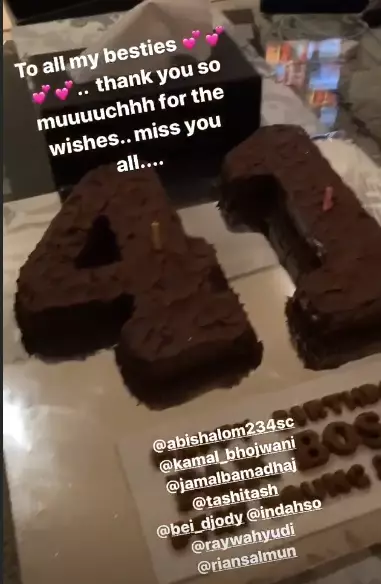 kue ultah keluarga Nia © 2021 brilio.net