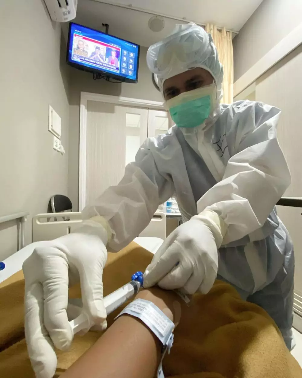 Arief Muhammad positif Covid-19 © 2021 brilio.net Arief Muhammad positif Covid-19 © 2021 brilio.net