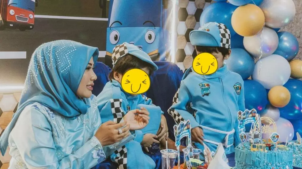 ultah anak rey utami ketiga © Instagram