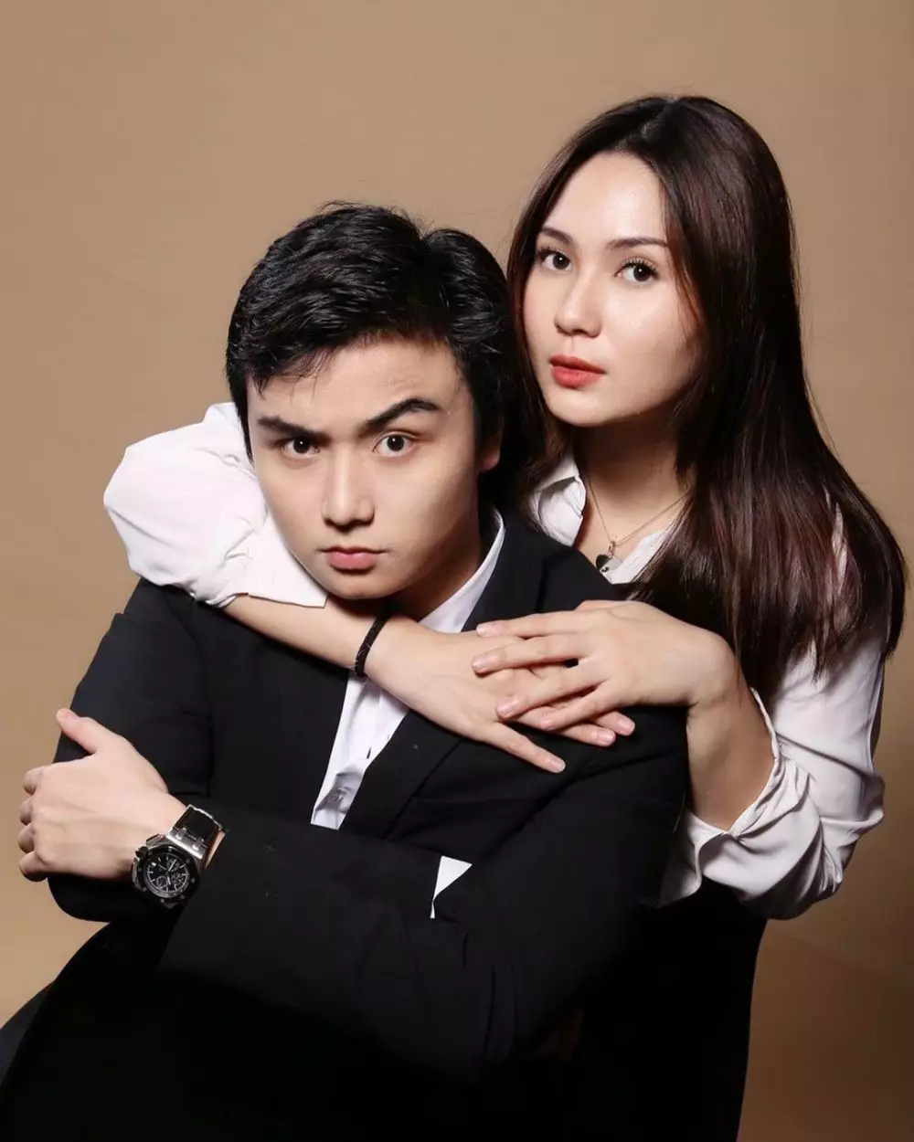 pemotretan leon dozan bareng pacar © Instagram