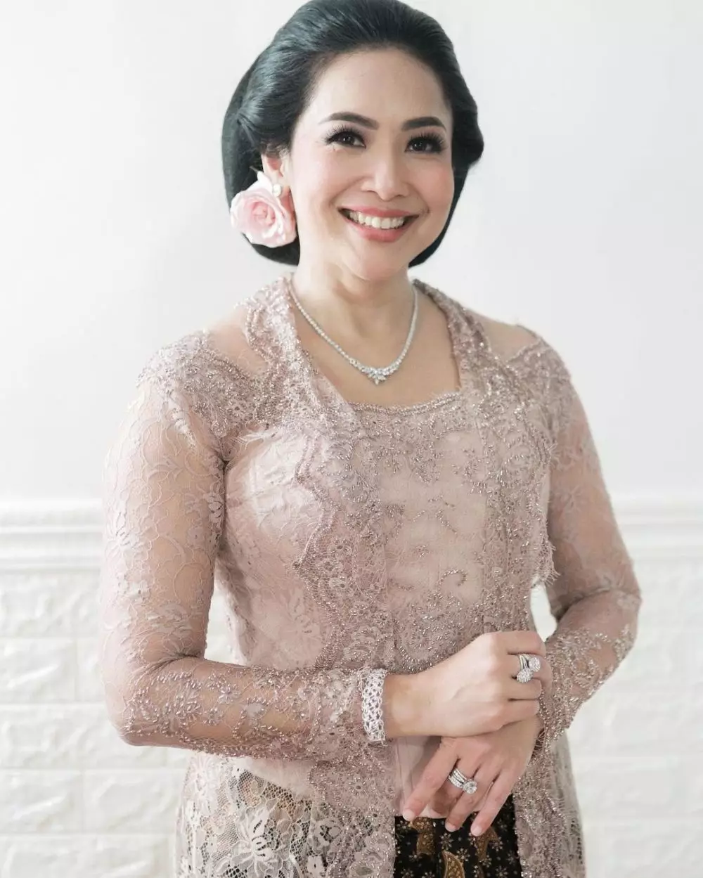 seleb di pernikahan anaknya © berbagai sumber seleb di pernikahan anaknya © berbagai sumber