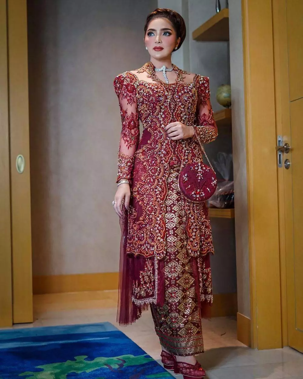 beda gaya ashanty dan krisdayanti pakai kebaya © instagram beda gaya ashanty dan krisdayanti pakai kebaya © instagram