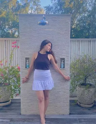 Potret Cassandra Lee liburan ke Lombok © Instagram/@cassandraslee