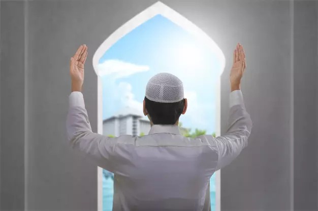 Bacaan doa sholat taubat, tata cara, serta manfaat © freepik.com