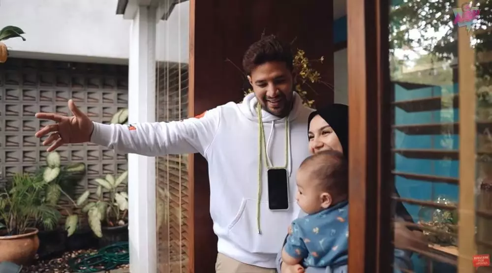 Ammar Zoni borong mainan © YouTube