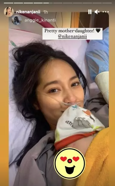 Niken Anjani melahirkan © berbagai sumber