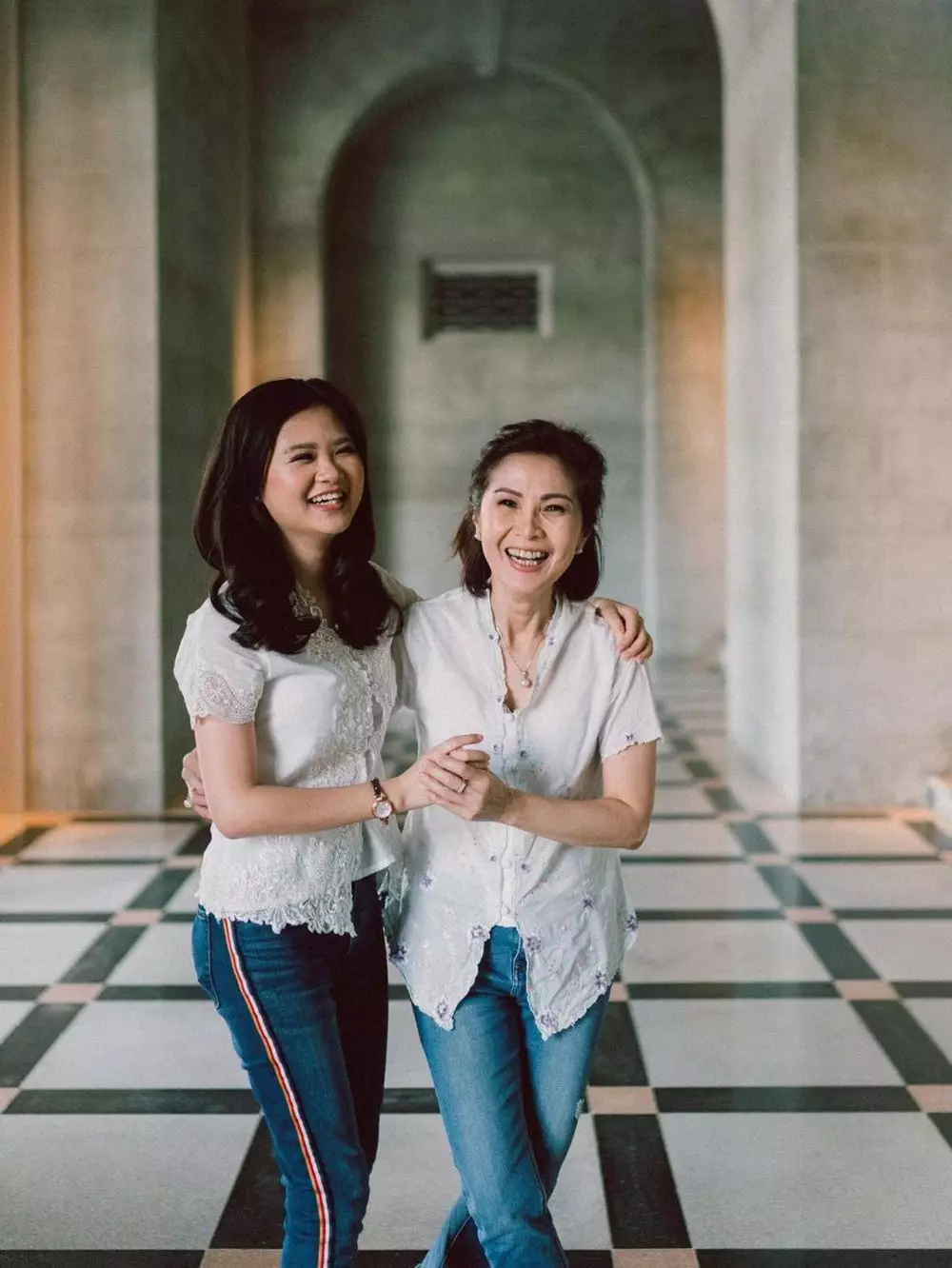 felicia tissue foto dengan sang ibu kenakan kebaya Instagram