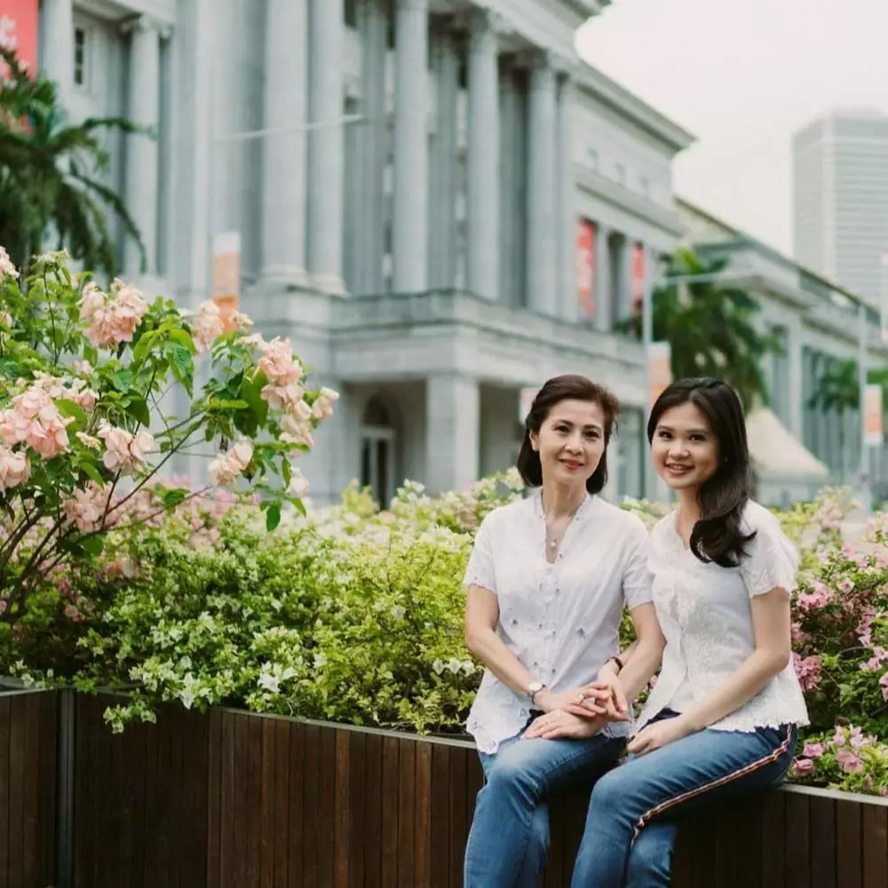 felicia tissue foto dengan sang ibu kenakan kebaya Instagram