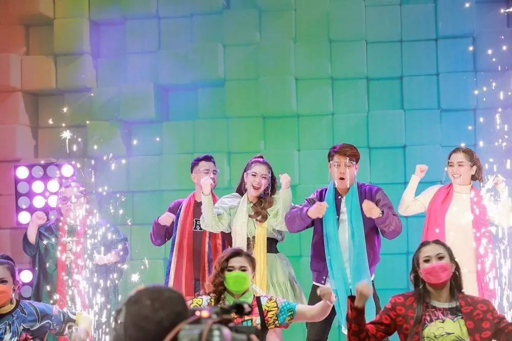 Celine Evangelista syuting acara Ramadan © 2021 brilio.net Instagram Celine Evangelista syuting acara Ramadan © 2021 brilio.net Instagram