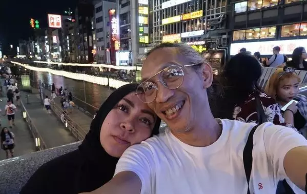 nama asli pasangan seleb Tanah Air dari berbagai sumber