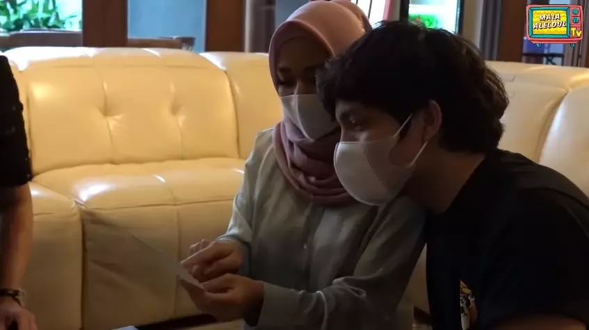 Momen Maia berkunjung ke rumah Atta & Aurel YouTube MAIA ALELDUL TV Momen Maia berkunjung ke rumah Atta & Aurel YouTube MAIA ALELDUL TV