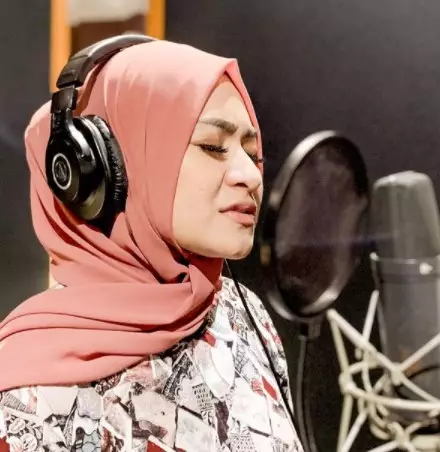 Potret aktivitas terkini Nathalie Holscher © Instagram/@nathalieholscher Potret aktivitas terkini Nathalie Holscher © Instagram/@nathalieholscher