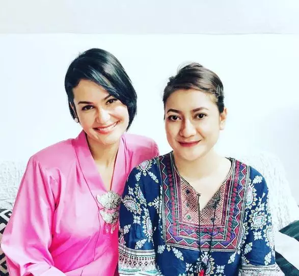 7 istri bule pakai kebaya © Instagram