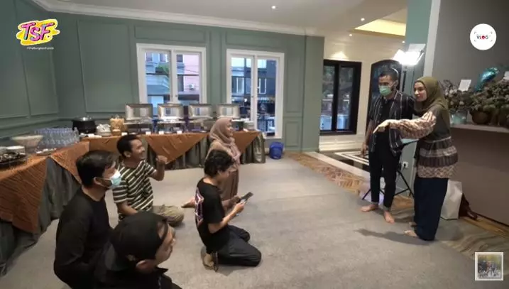 buka puasa keluarga Zaskia © YouTube buka puasa keluarga Zaskia © YouTube