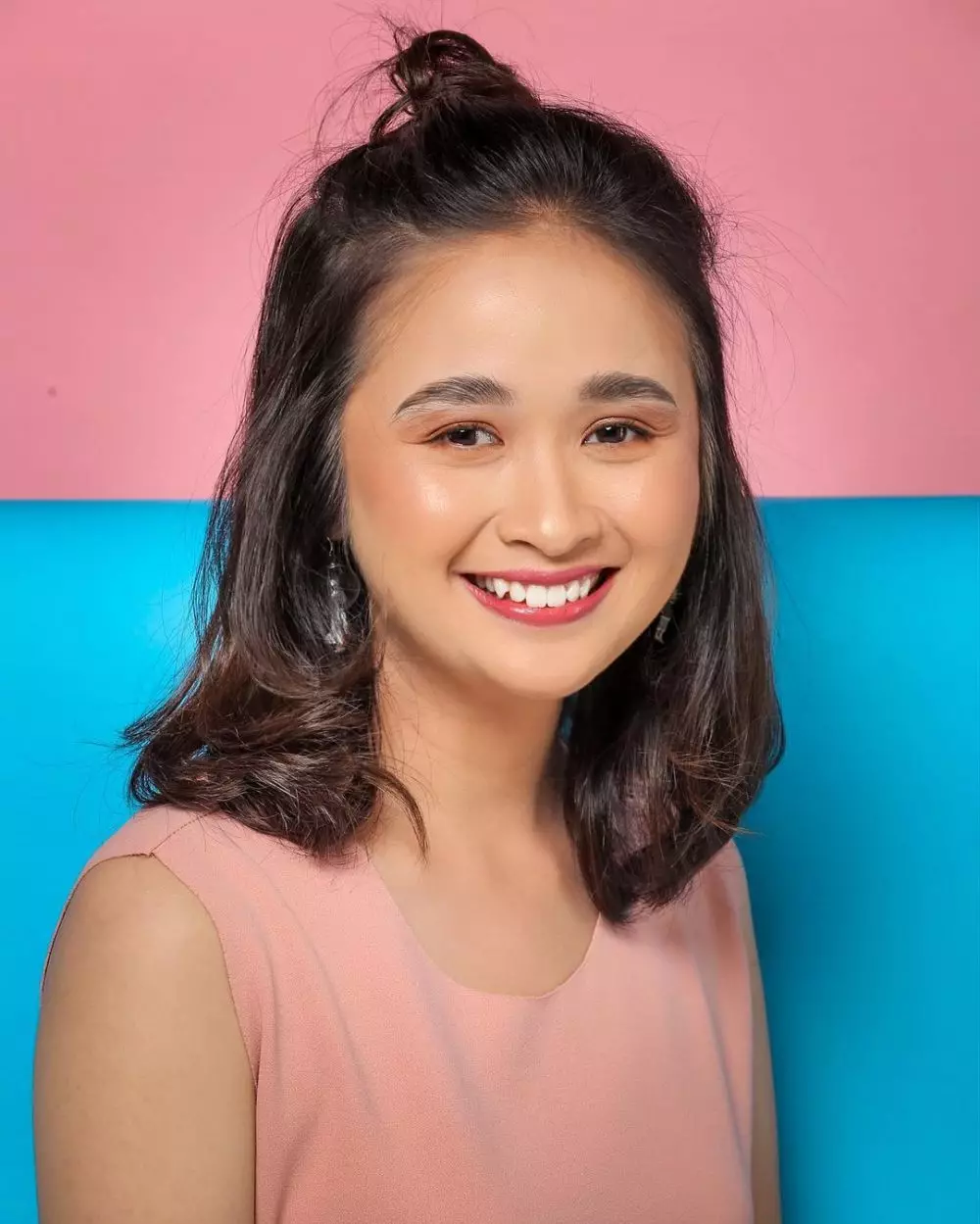 potret Gritte Agatha bermakeup tebal © 2021 brilio.net