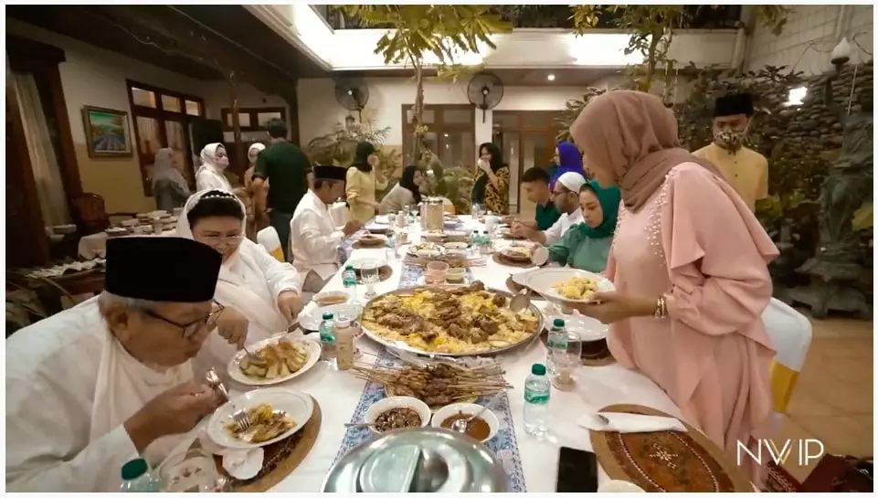 Momen buka puasa Nikita Willy © YouTube