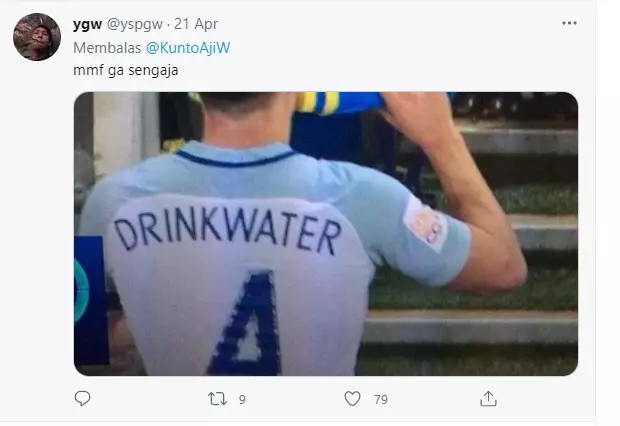 Pelesetan nama pemain sepak bola © berbagai sumber