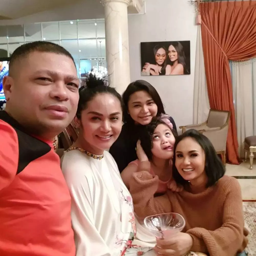 bukber Yuni Shara bersaudara © 2021 brilio.net