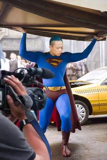 Editan foto sule superhero © 2021 brilio.net