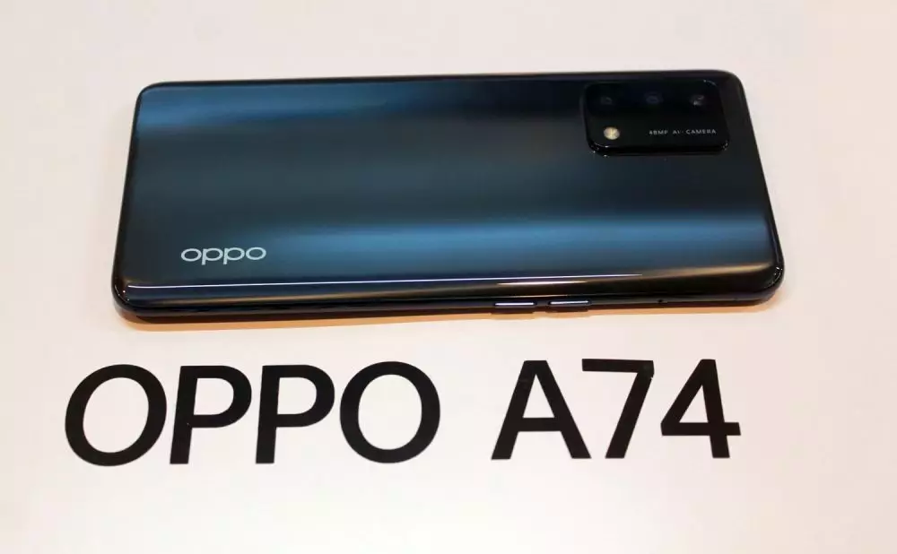 Oppo A74 dirilis © 2021 brilio.net