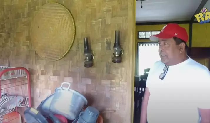 Momen haru rumah legendaris Si Doel dibongkar © YouTube/Si Rano