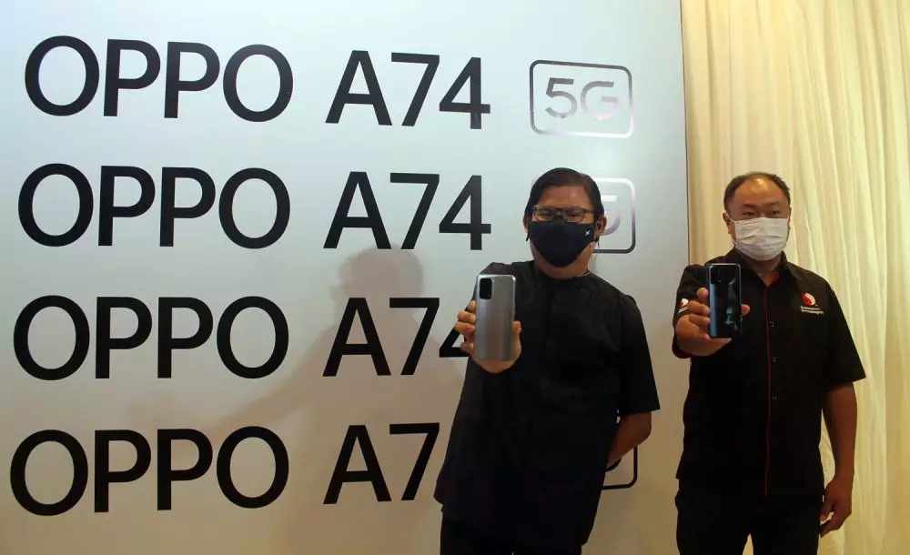 Oppo A74 5G © 2021 brilio.net Oppo A74 5G © 2021 brilio.net