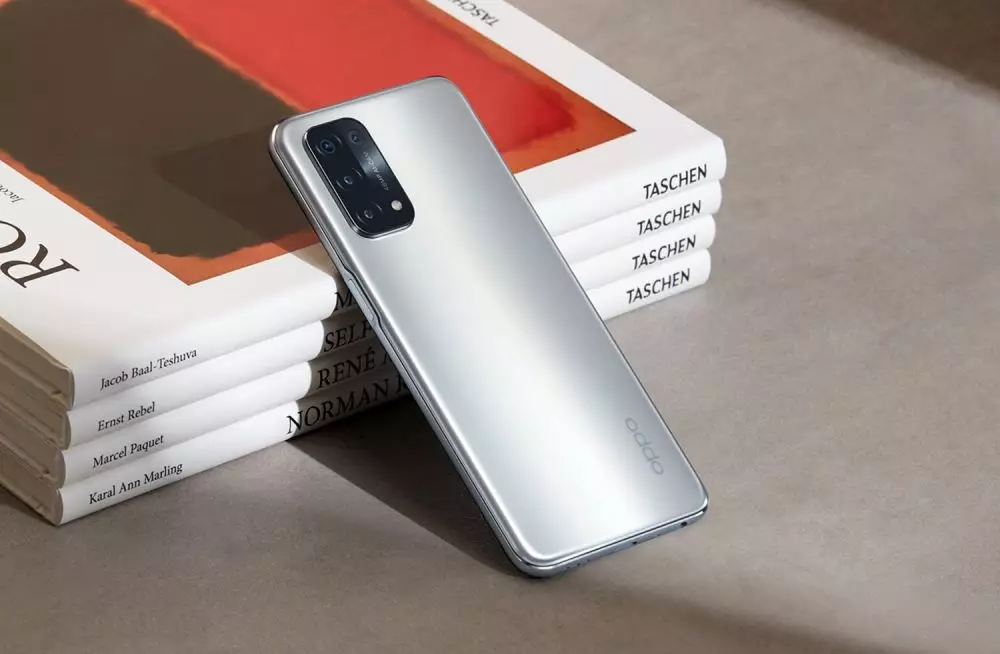 Oppo A74 5G © 2021 brilio.net Oppo A74 5G © 2021 brilio.net