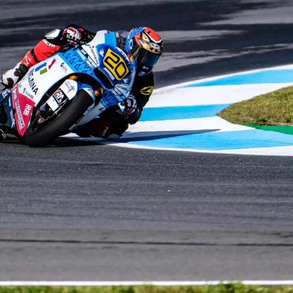 Raffi Ahmad sponsori pembalap Dimas Ekky di CEV 2021 © Instagram Raffi Ahmad sponsori pembalap Dimas Ekky di CEV 2021 © Instagram