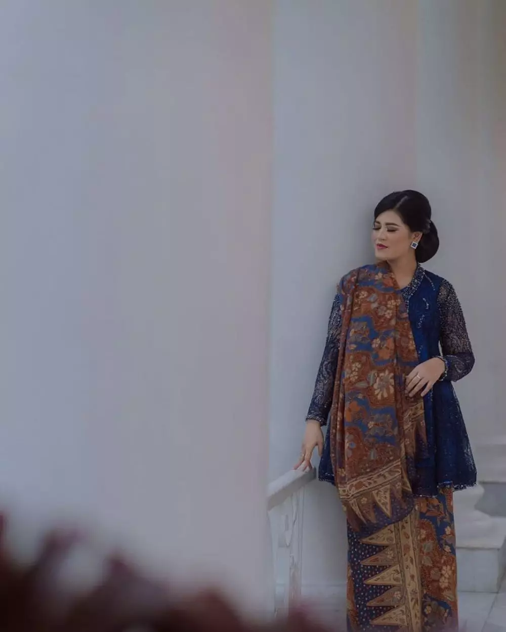 kahiyang vs selvi kebaya © Instagram