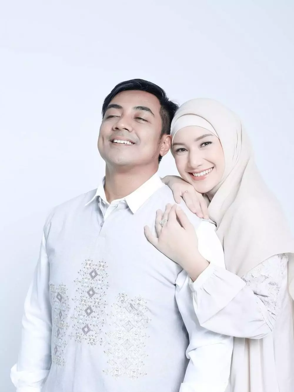 ustaz kompak dengan istri © 2021 Instagram ustaz kompak dengan istri © 2021 Instagram