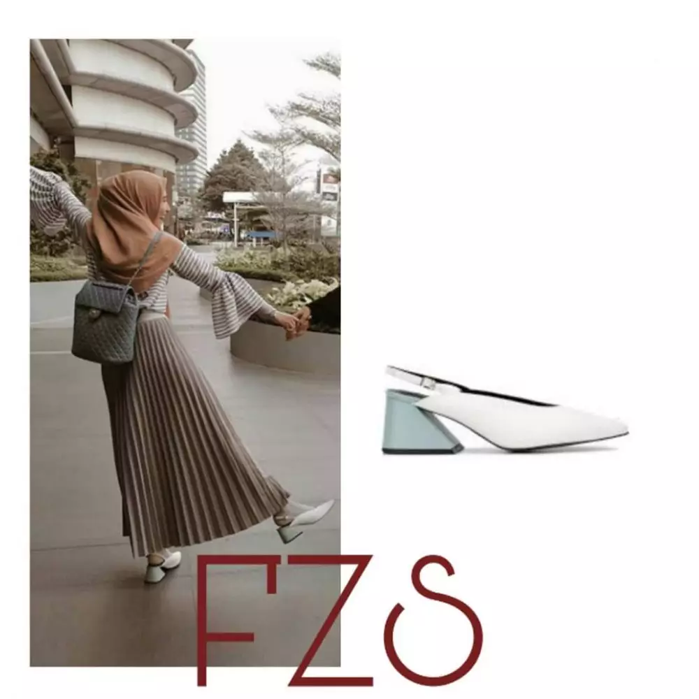 Taksiran harga fashion item Zaskia Sungkar © 2021 brilio.net Taksiran harga fashion item Zaskia Sungkar © 2021 brilio.net