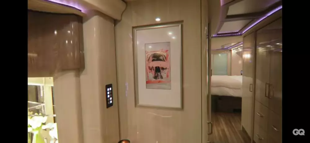 Penampakan tur bus milik Justin Bieber © 2021 brilio.net