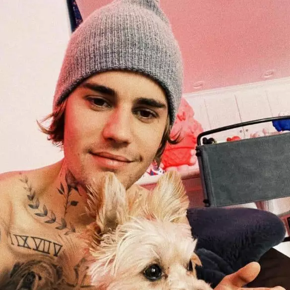 12 Penampakan mini bus milik Justin Bieber, mewah bak bintang 5