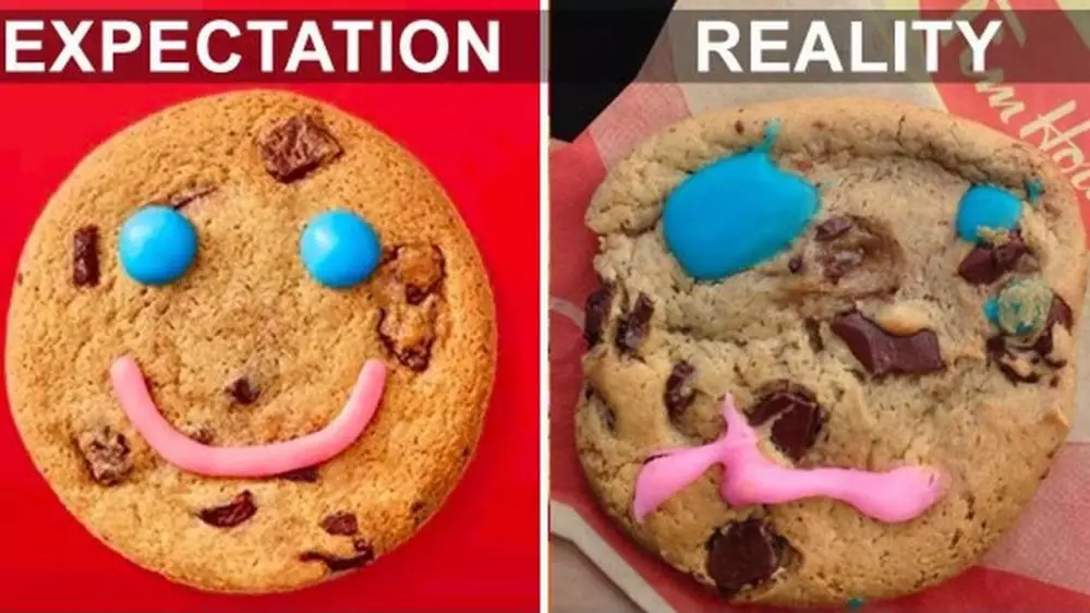 ekspektasi vs realita kue kering © 2021 berbagai sumber