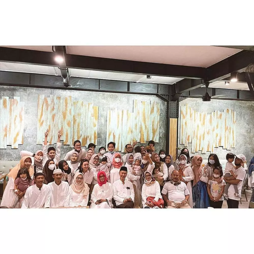 Momen ultah Adinda Azani © Instagram