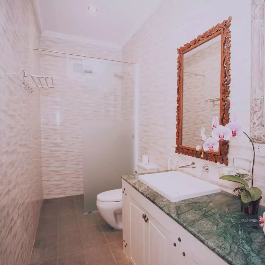 vila keluarga Sarah Menzel © Instagram