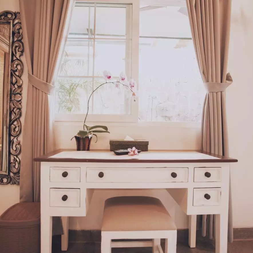 vila keluarga Sarah Menzel © Instagram