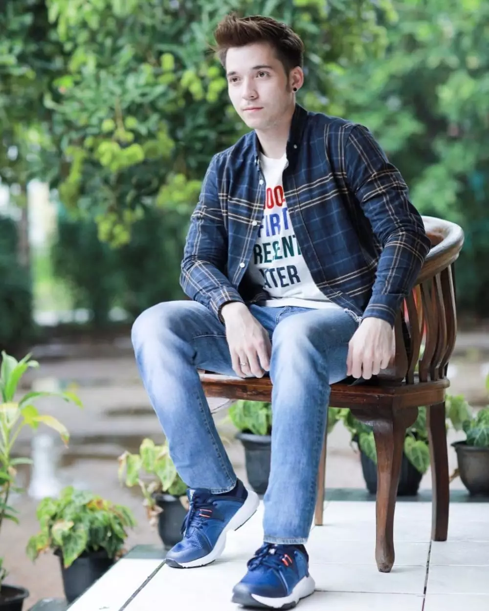 Potret masa kecil pesinetron blasteran Instagram Potret masa kecil pesinetron blasteran Instagram