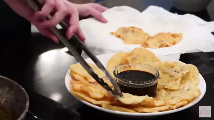 Momen Arumi Bachsin bikin takjil buka puasa YouTube © 2021 brilio.net