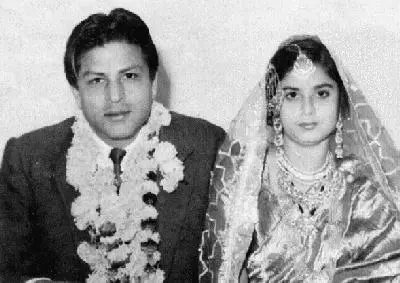 Potret lawas ibunda 9 seleb Bollywood era 90-an Berbagai sumber Potret lawas ibunda 9 seleb Bollywood era 90-an Berbagai sumber