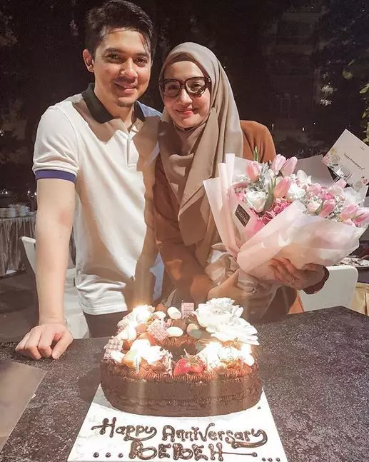 kue ultah pernikahan seleb © 2021 brilio.net