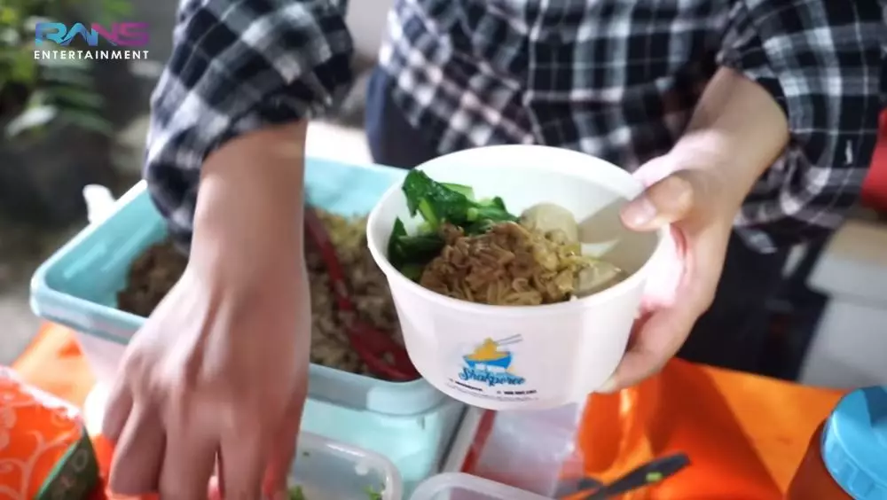 Nagita ngidam jajanan masa kecil © YouTube