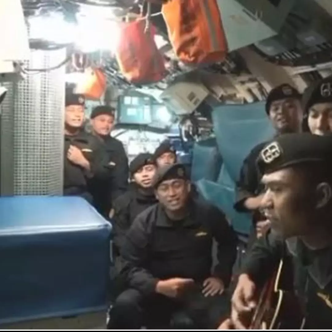 Viral video kru KRI Nanggala nyanyi lagu Sampai Jumpa, bikin terenyuh