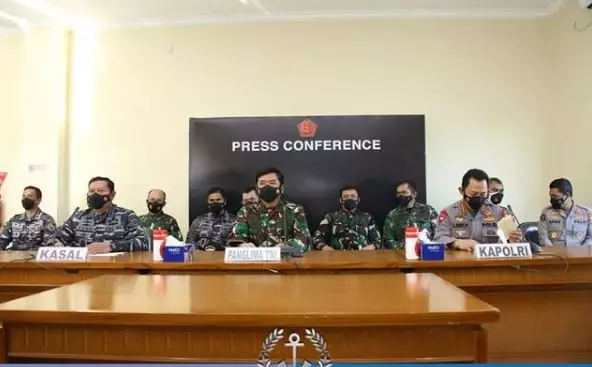 fakta titik terang nanggala 402 Berbagai sumber