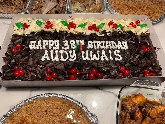 momen ultah ke 38 ady item Instagram